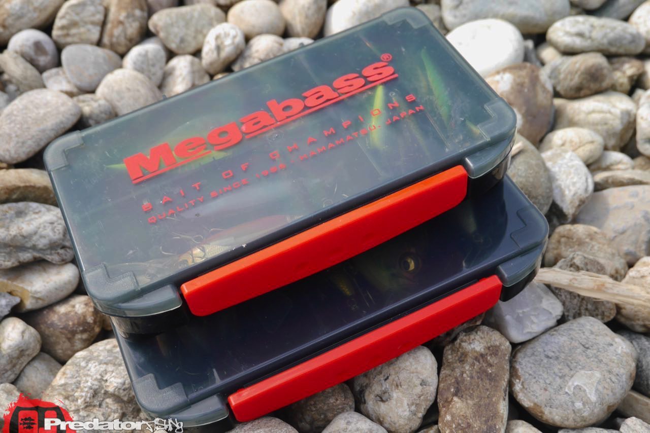 Megabass Lunker Lunch Box Slim (Black/Red)